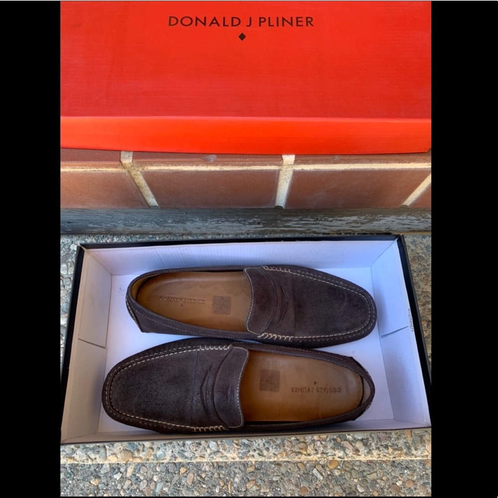 Donald J Pliner Suede Slide-on